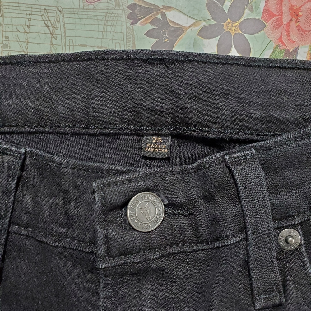 Frye Addie Skinny Jeans in Black - Picture 6 of 8